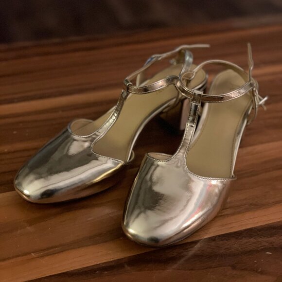 J.Crew Gold Y-Strap Heels 6.5 - Picture 4 of 7